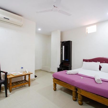 Hotel Sri Sai Balaji Hyderabad Eksteriør bilde