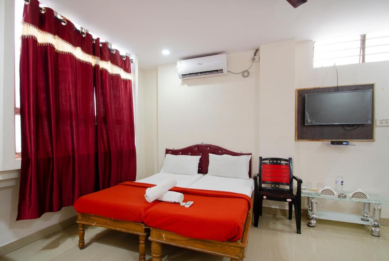 Hotel Sri Sai Balaji Hyderabad Eksteriør bilde