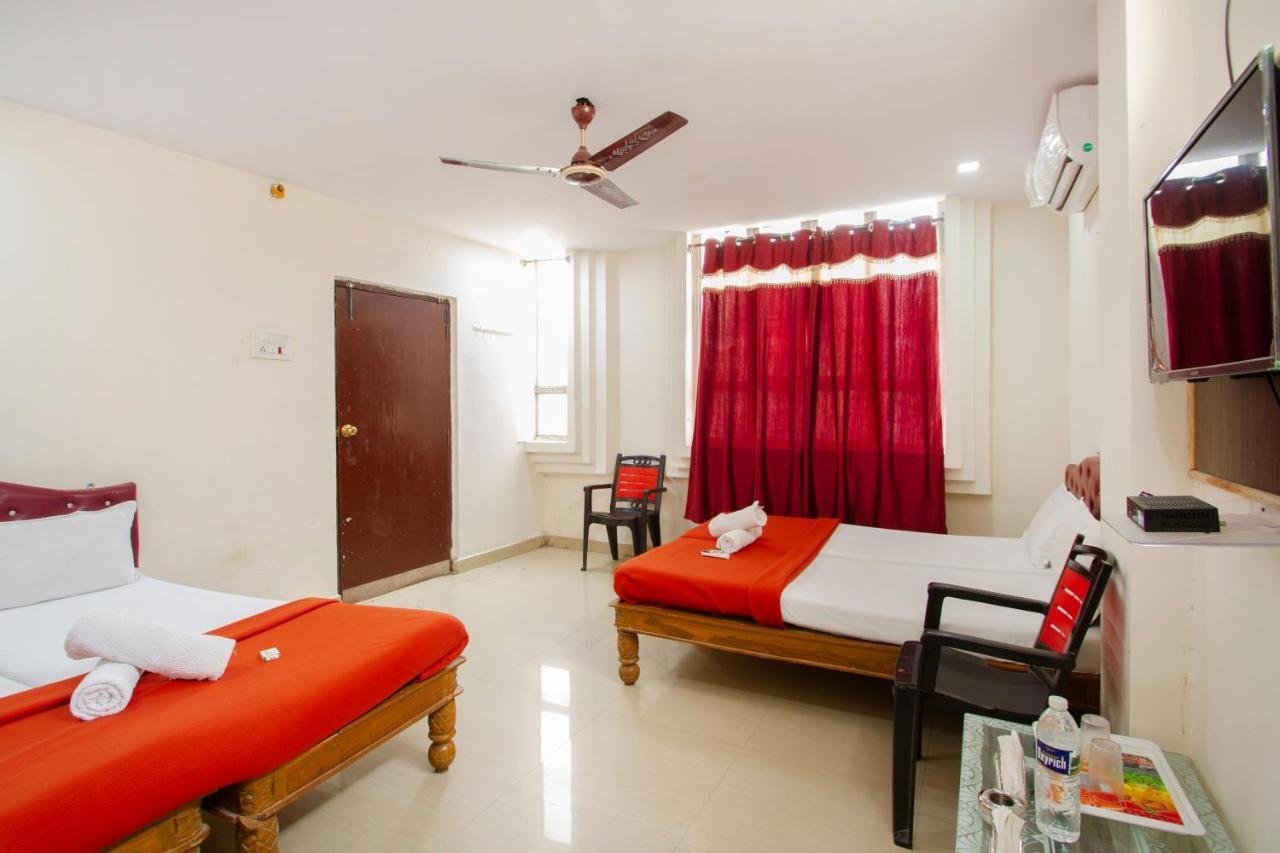 Hotel Sri Sai Balaji Hyderabad Eksteriør bilde